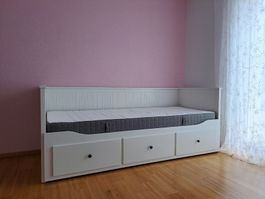 Tagesbett IKEA Hemnes weiss 80/200 mit Schubladen ausziehbar