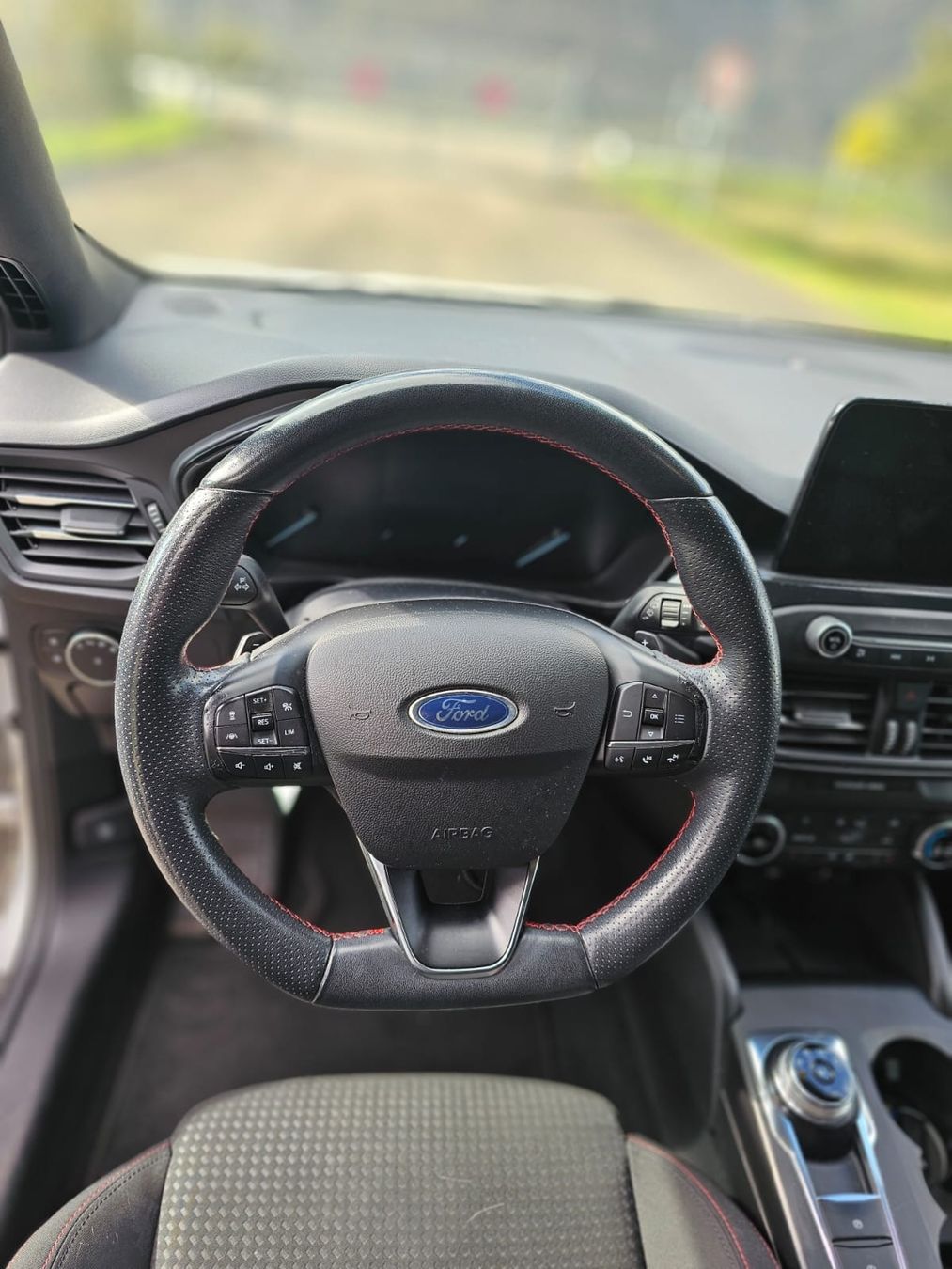 Ford Automobili: Ford Focus 1.0 ST Line – Usato da Arbon venduto da Ward_ 6