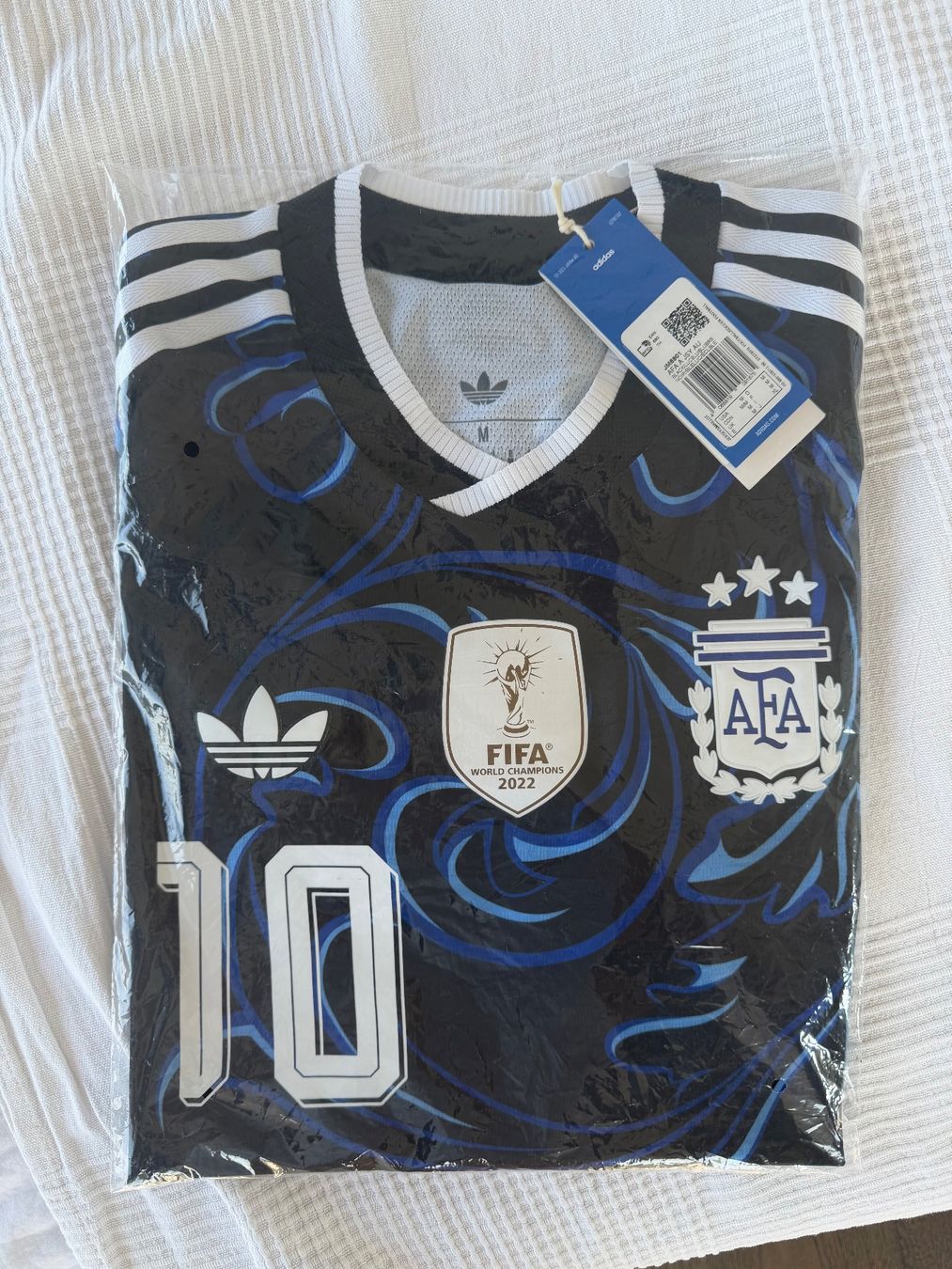 Adidas Canottiere & Pantaloni: ARGENTINIEN 26 AUTHENTIC AUSWÄRTSTRIKOT MESSI – Nuovo e nell'imballaggio originale da Jonen venduto da Mariiiiiiiiii 4