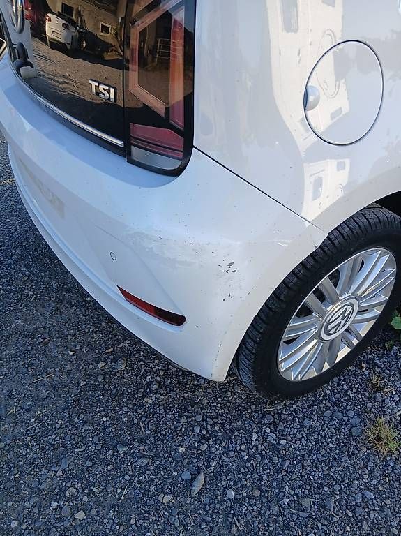 Automobili: VolksWagen UP! Excellent état  – Usato da Attalens venduto da mmm_5yp6 2