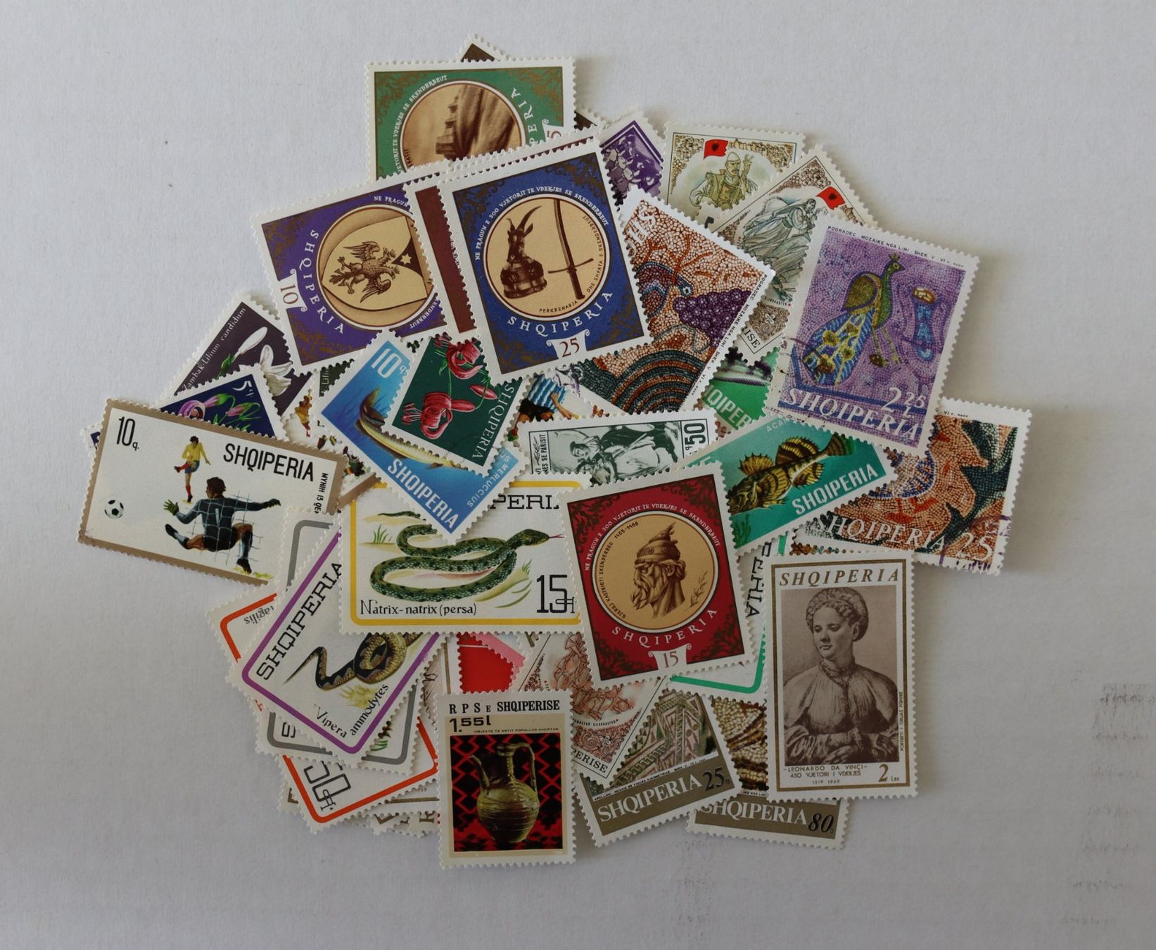 Tutti i francobolli: Briefmarken aus Albanien – Usato da Oberentfelden venduto da lakipul 3
