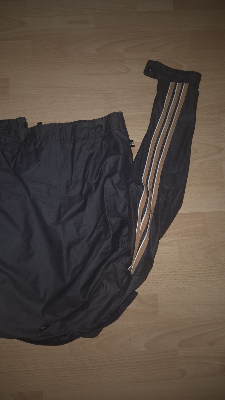 Adidas Giacche: Adidas Jacke Grösse 38 – Usato da Nürensdorf venduto da kmo_jd9m 2