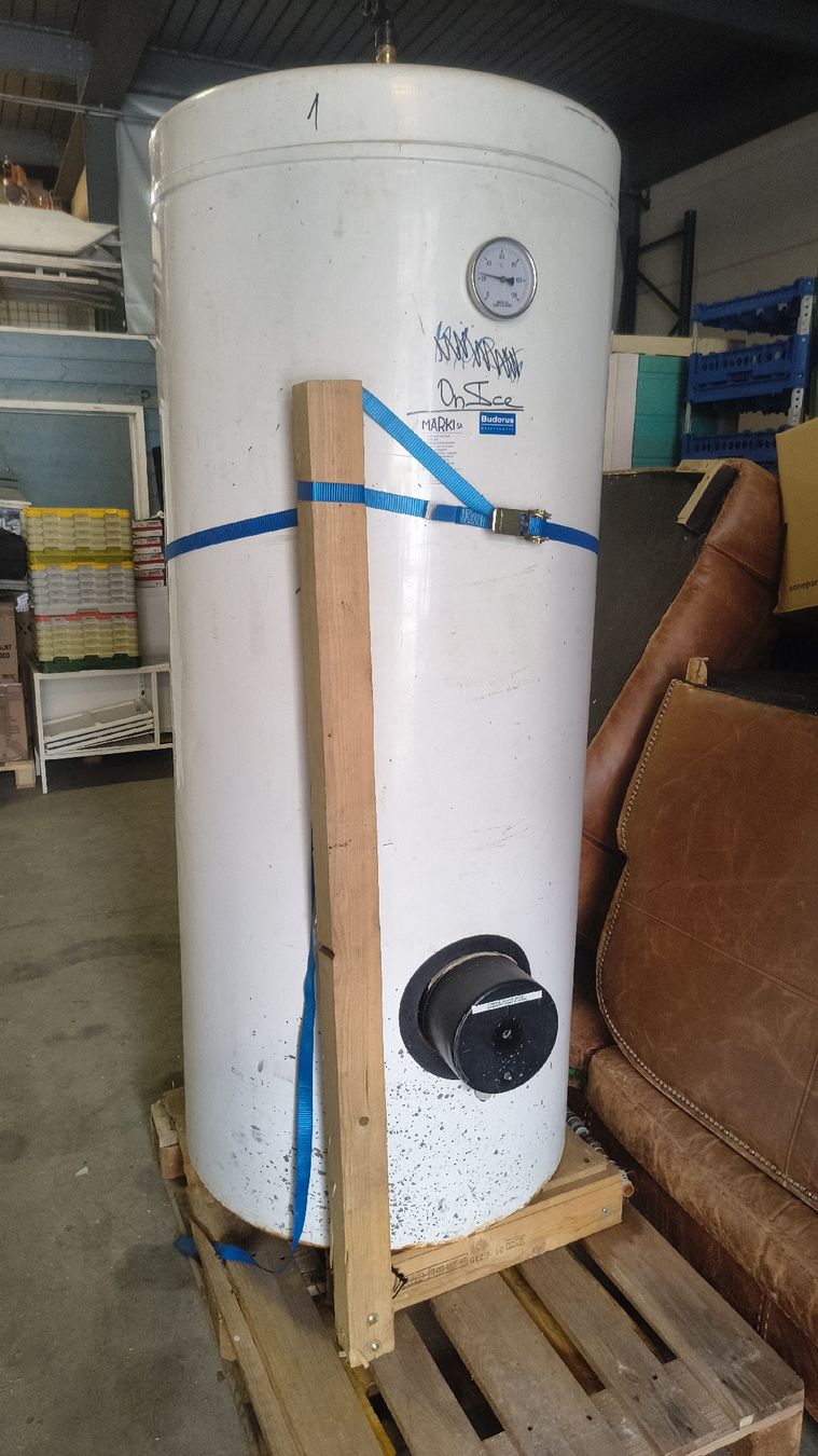 Sanitari: Boiler 250L – Usato da Minusio venduto da Chrisblue70