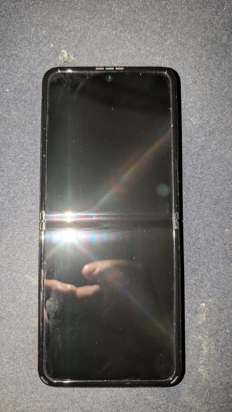 Samsung Portables: Samsung Galaxy ZFlip 3  – D'occasion à Trimbach par Mr.PA 1