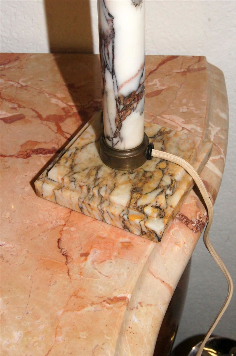 Lampen: Antike Lampe mit Marmorfuss & Cloche – Gebraucht aus Geroldswil von ARTEFACTO 3