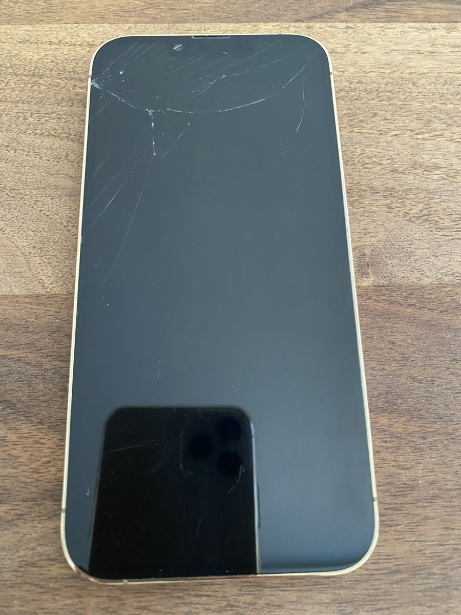 Apple Portables: Apple iPhone 13 Pro 256GB – Défectueux à Altendorf par Palo_Raphael