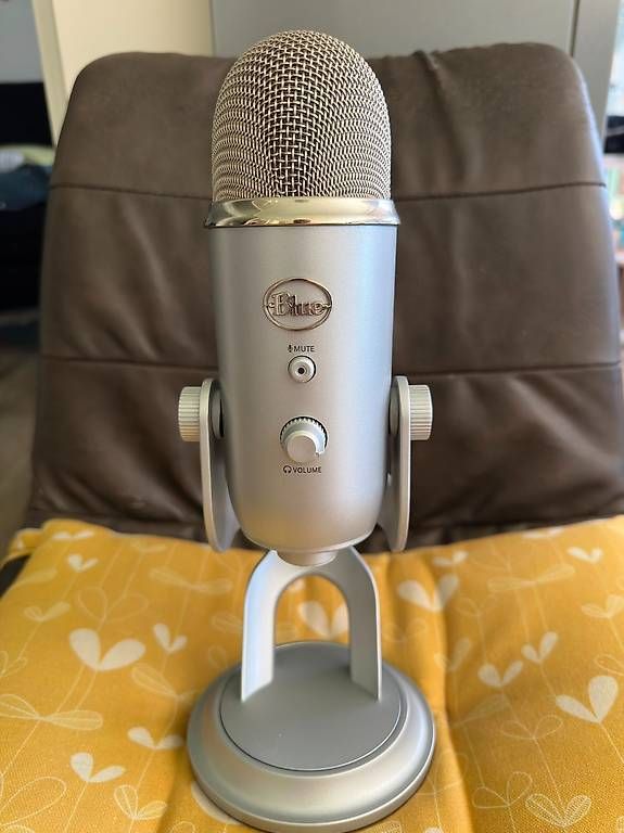 Mikrofone: YETI - Microfono da tavolo – Gebraucht aus Contra von SGWalker