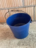 Vintage Emaille Eimer blau, nostalgisch, mit Holzgriff!
