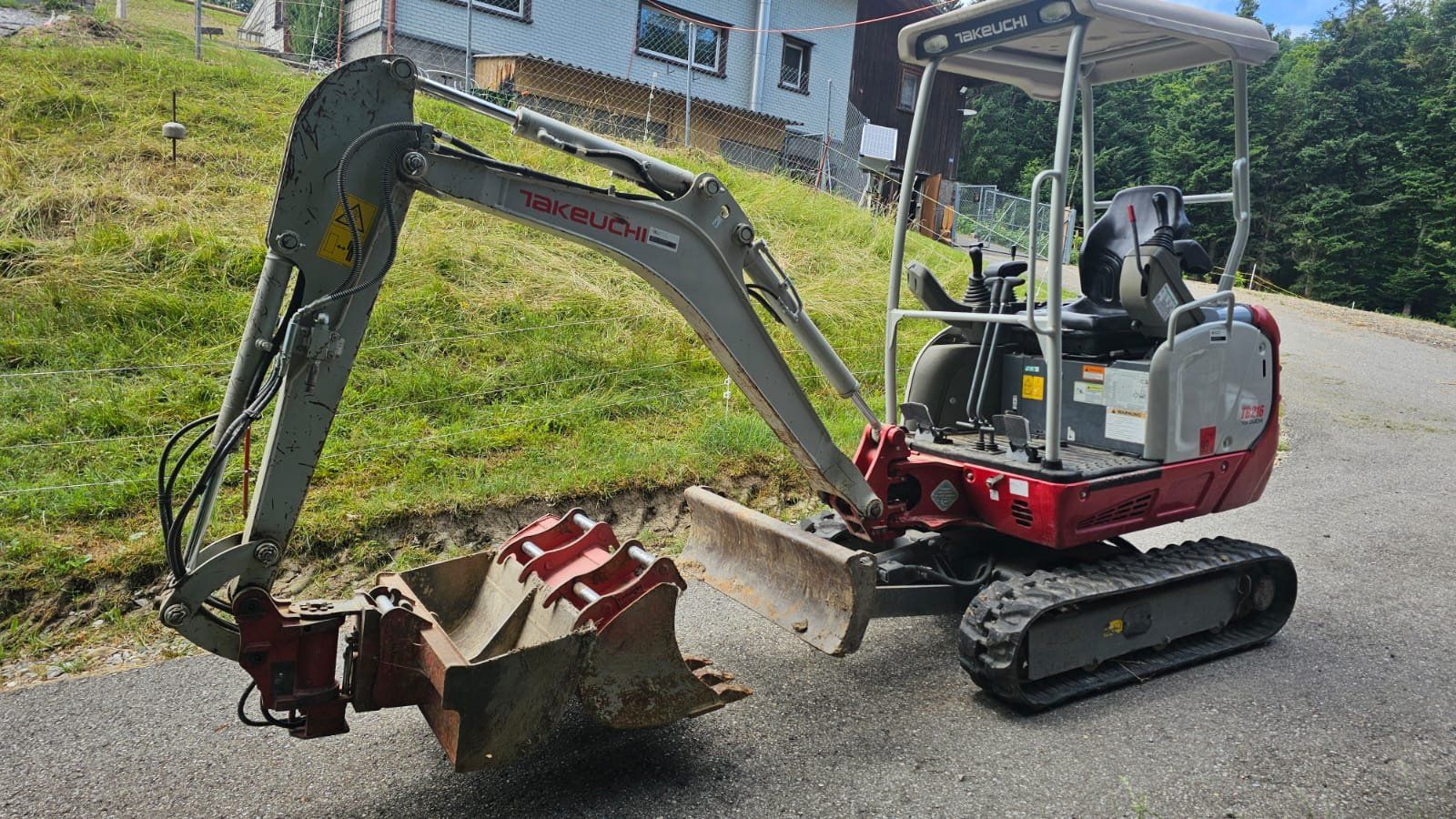 Takeuchi Bagger: Takeuchi TB216 Bagger – Gebraucht aus Lengwil von x-rent 3