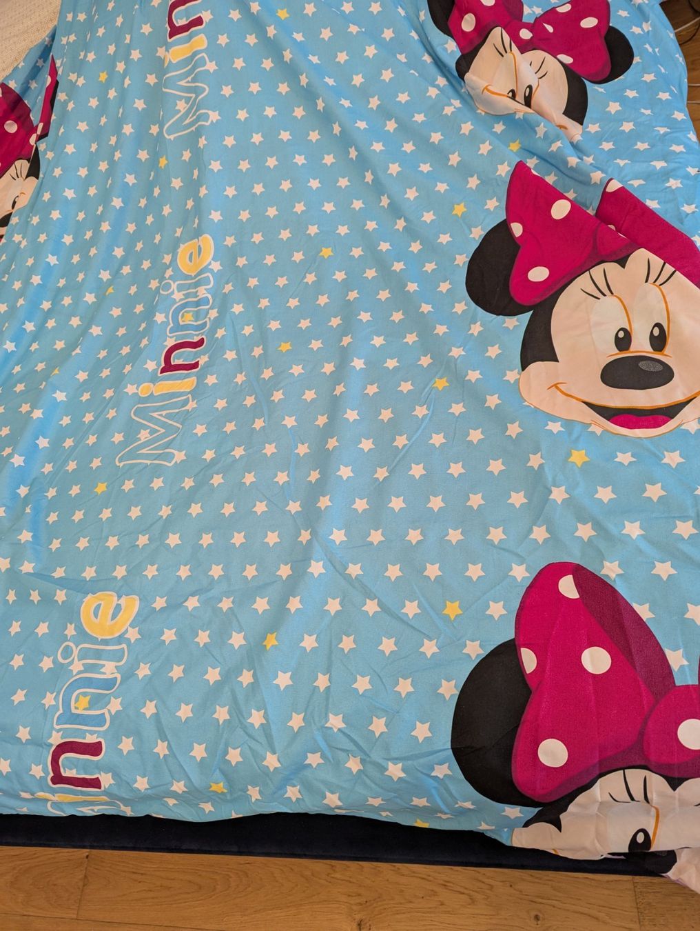 Biancheria da letto: Minnie Mouse Bettwäsche Set 195 X 200 – Usato da Wallisellen venduto da Taurusit 1