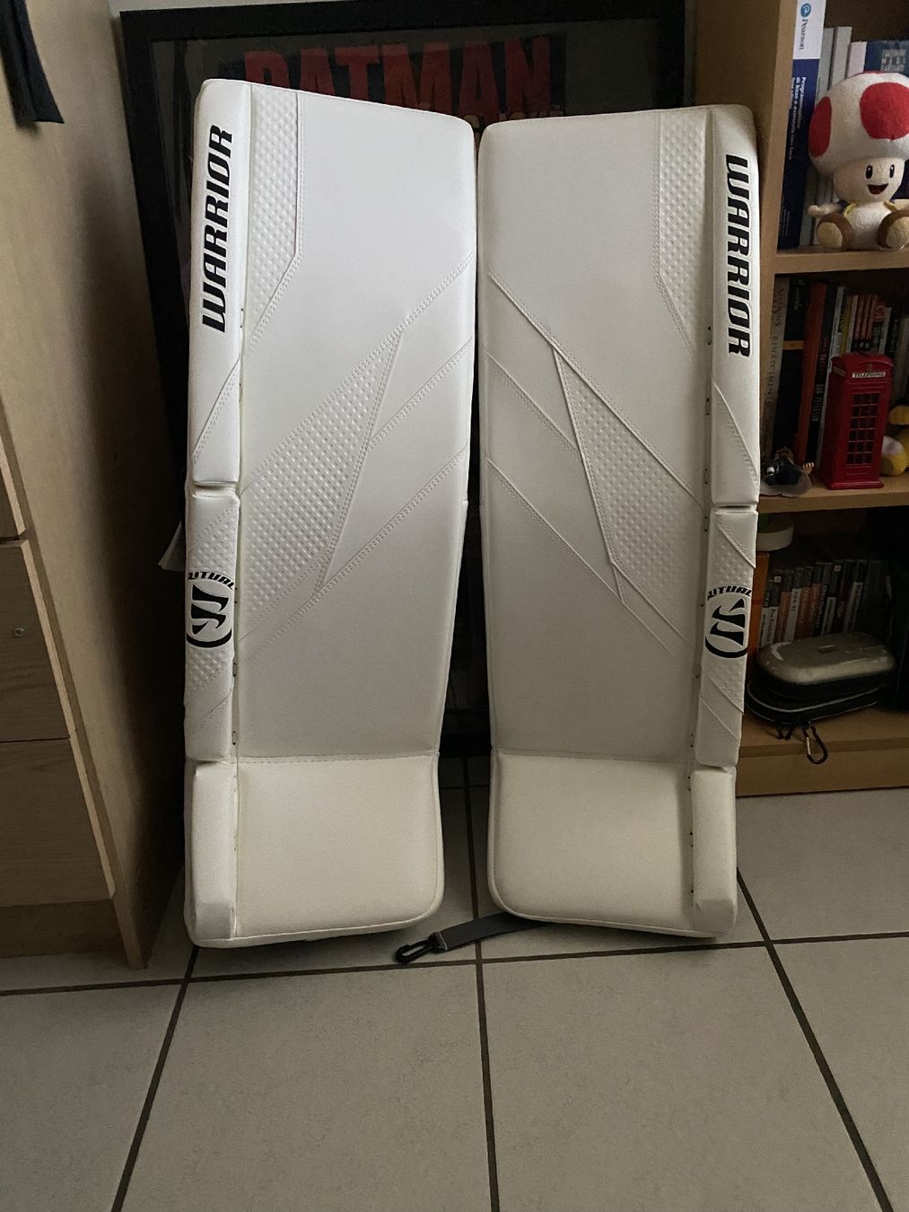 Protezioni & Imbottiture: Goalie Pads Warrior Ritual G7 34+1.5  – Usato da Lodrino venduto da Ale_HCL