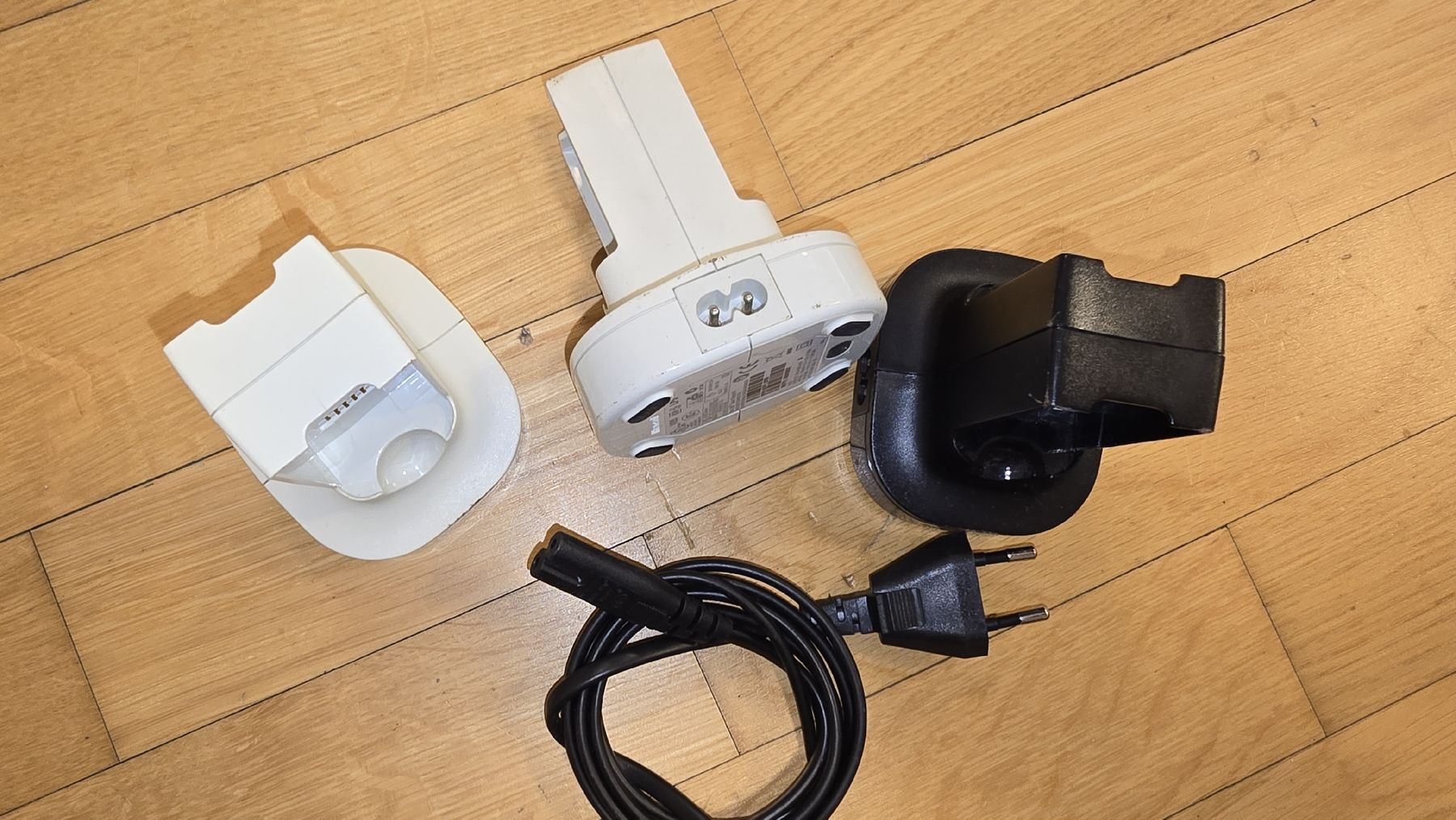 Microsoft Adaptateurs & Câbles: Xbox 360 Ladegerät kontroller – D'occasion à Lenzburg par cameleoncolor 5