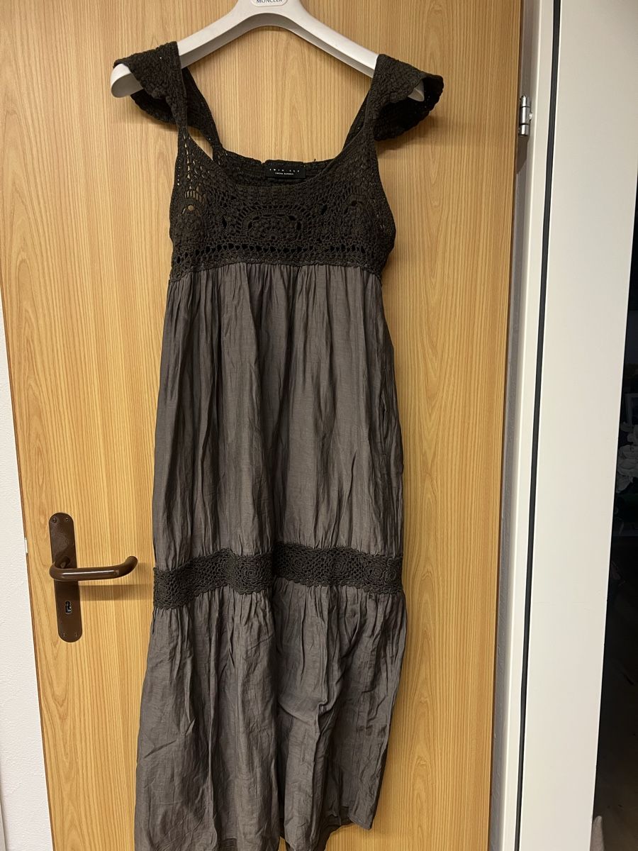 Desigual Lotti di vestiti: Damen Klamotten – Usato da Sils/Segl Maria venduto da Sevenik 7