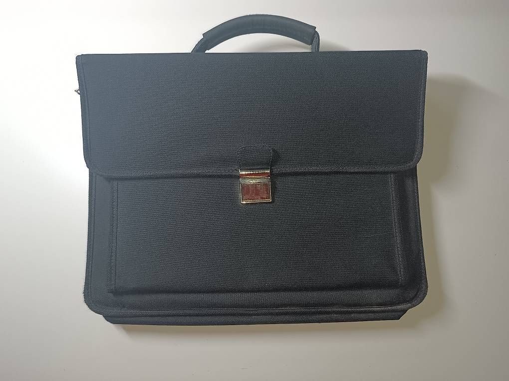 Valigie & Borse: Valigetta da lavoro - Checco – Usato da Purasca venduto da mat_s5ml 2