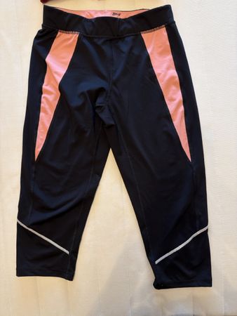 3/4 femme, taille S, bon état