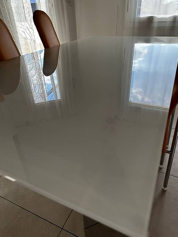 Tische: Massiver Designer-Esstisch  – Gebraucht aus Domat/Ems von maikol 1