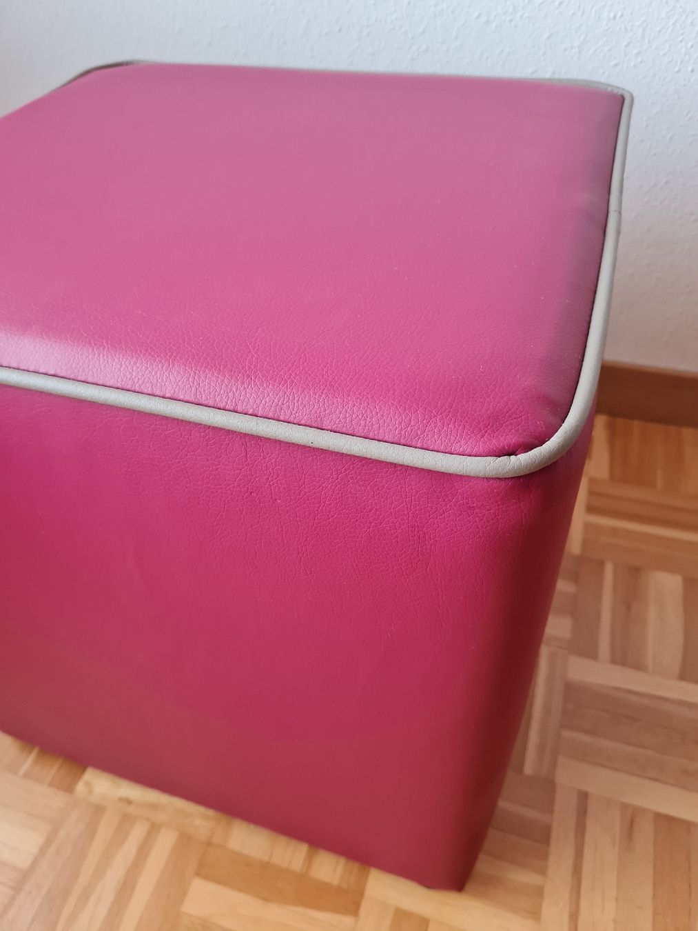 Hocker: Hocker Kunstleder Neu – Neu (gemäss Beschreibung) aus Maur von Tashi010 2