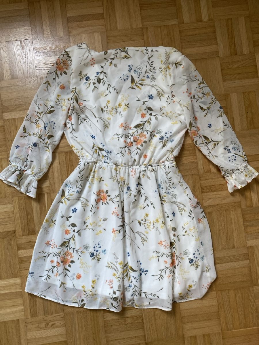 Vestiti: Sommerkleid mit Blumen – Nuovo (secondo la descrizione) da Zürich venduto da lucille.s 1