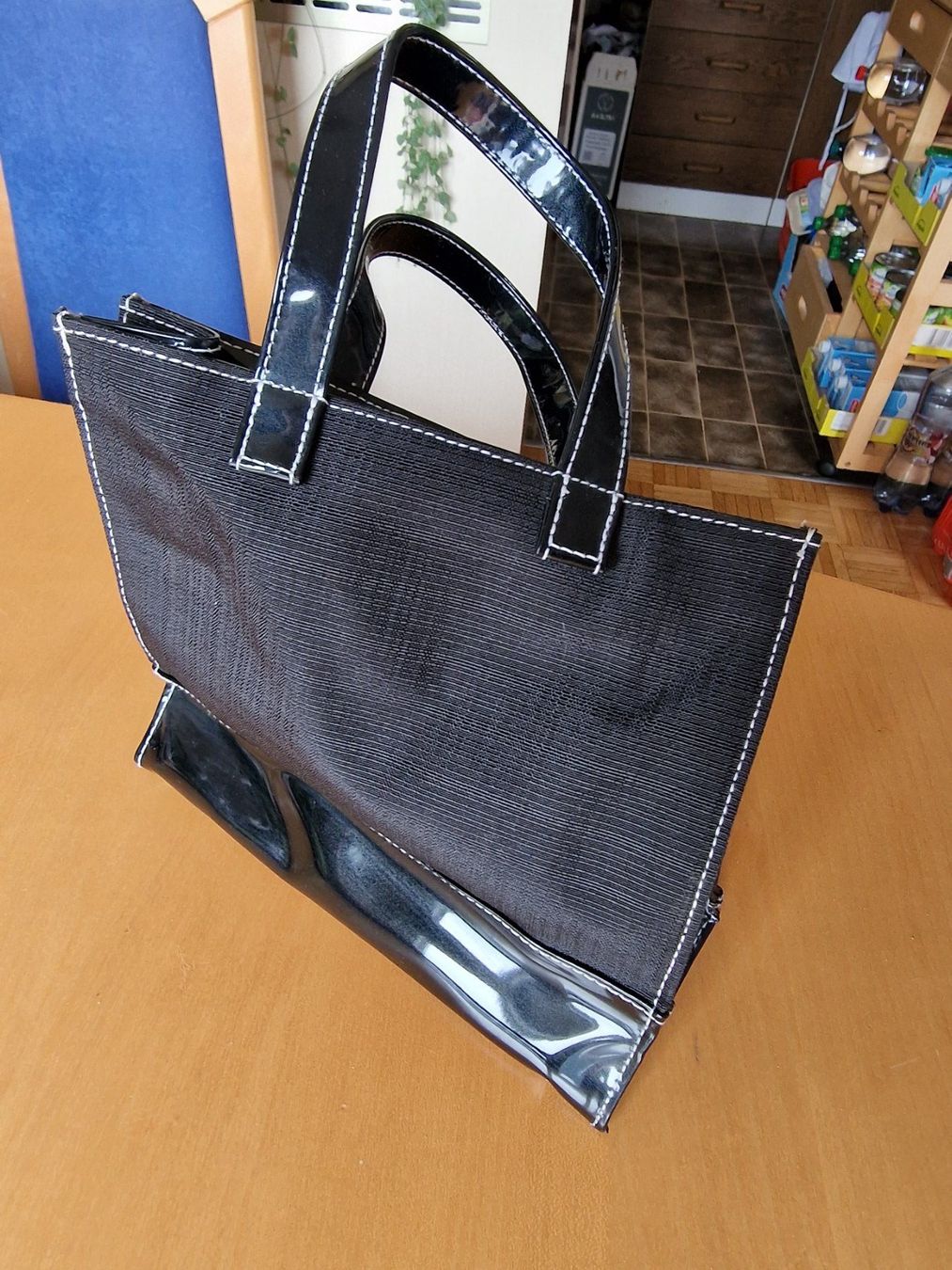 Estée Lauder Borse da donna: Estee Lauder Handtasche B 21 cm H 18 cm – Usato da Aesch BL venduto da Sommer755