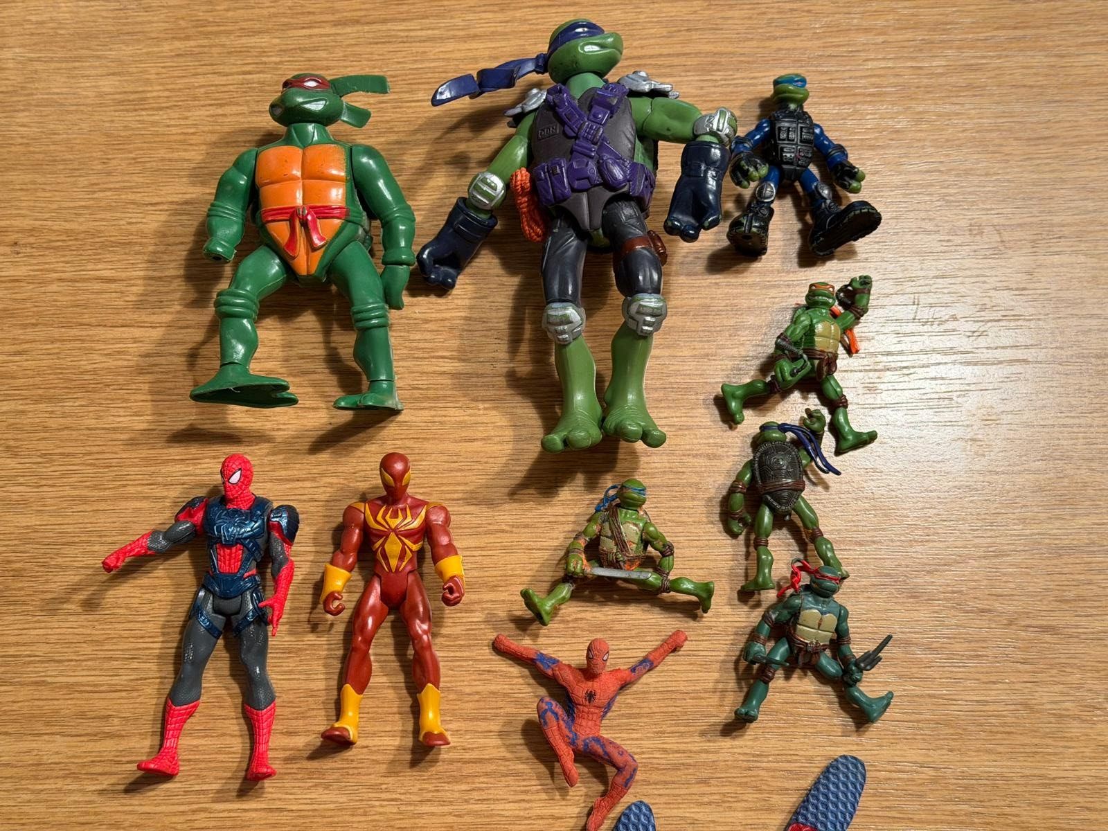 Jouets: Ninja Turtles & Spiderman Action Figures – D'occasion à Zug par Andkur1971 1