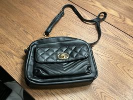 Schwarzi Handtasche
