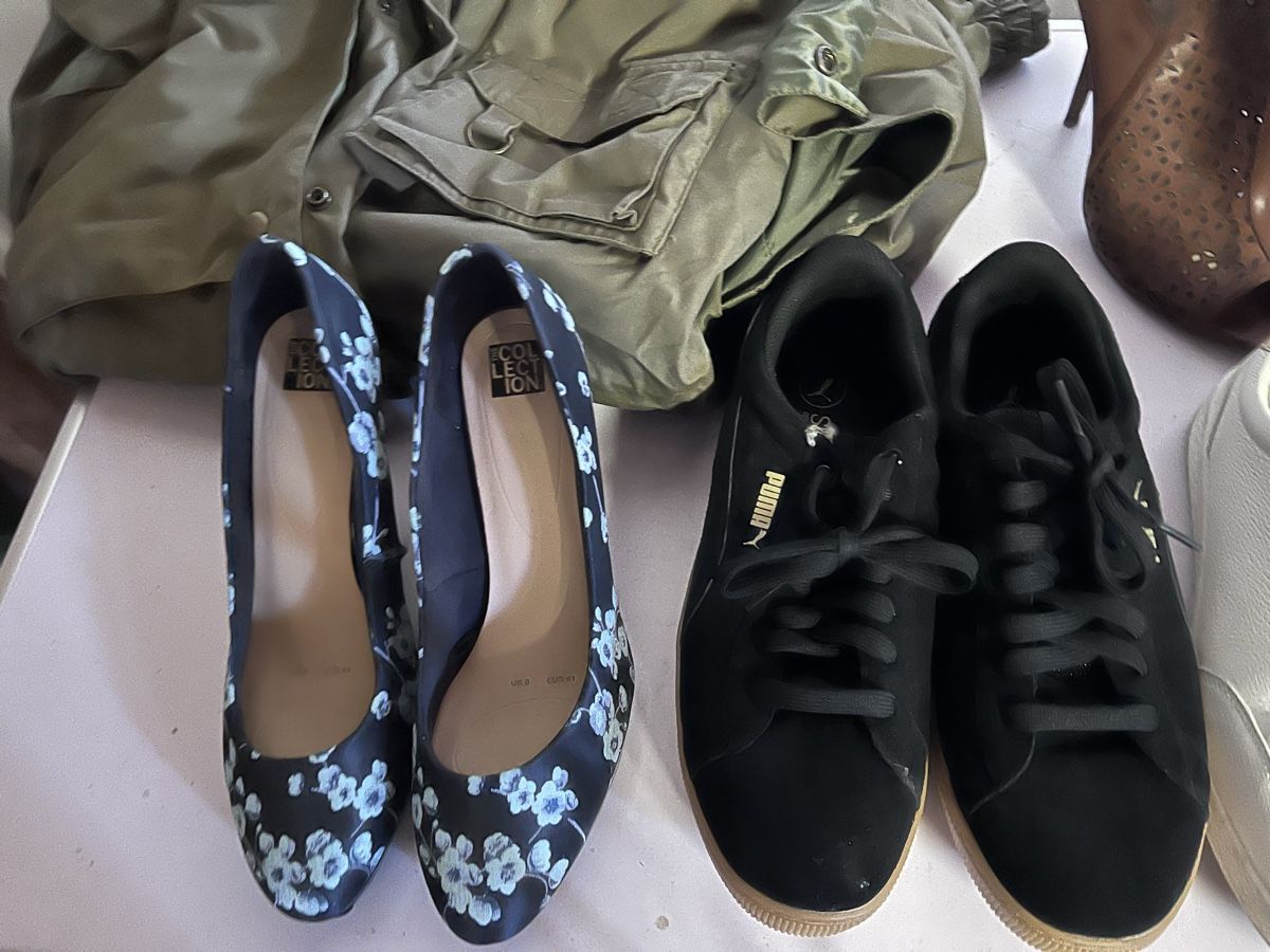 Scarpe da donna:  Verschiedene Damenschuhe (28)  – Usato da Glattfelden venduto da maa_qcj8 4