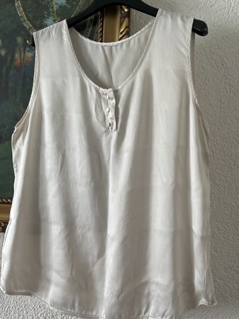 Elegante Seidenbluse, Gereinigt ,Gr M.Eierschale Farbe