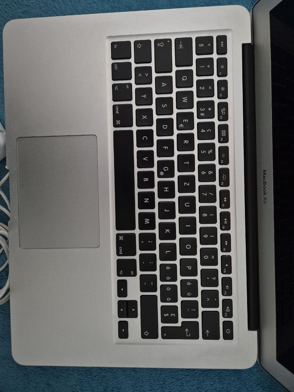 Apple Notebook: MacBook Air 13inch 2017 inkl. Laderät – Usato da Basel venduto da MediterraneaLatina 3