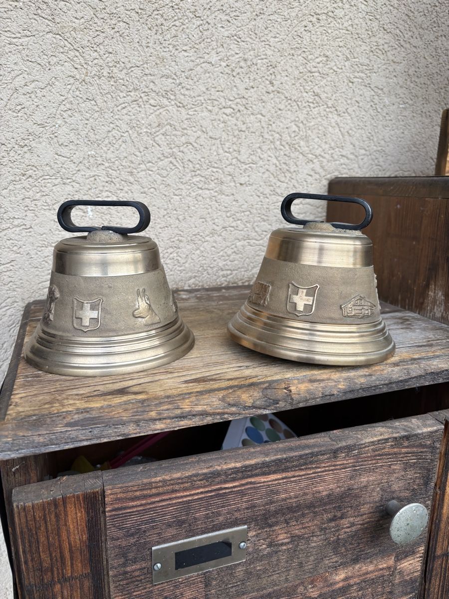 Campanacci mucche: 2  Neue Glocken – Nuovo (secondo la descrizione) da Schangnau venduto da Roseggli82 7
