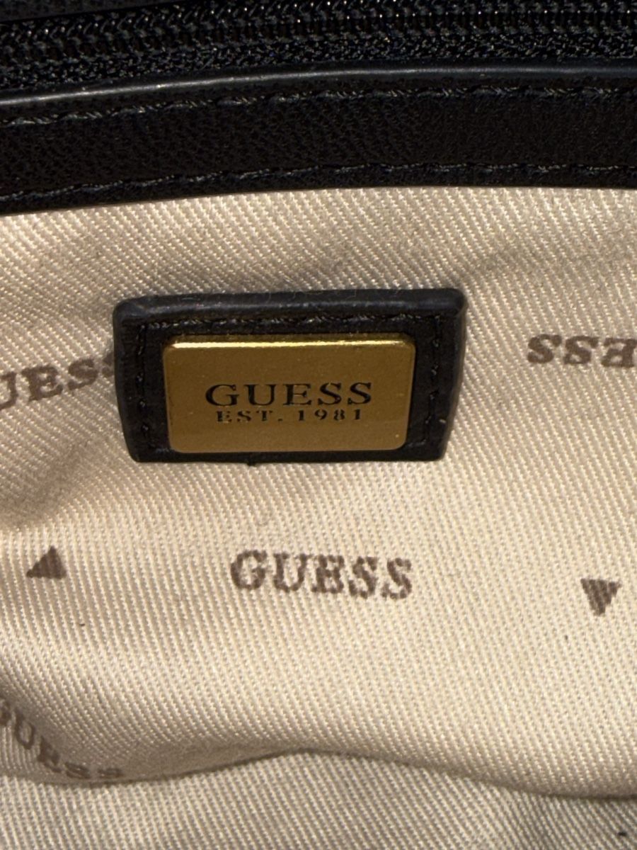 Guess Borse da donna: GUESS GIULLY Handbag – Usato da Les Avanchets venduto da ang_qqx6 2