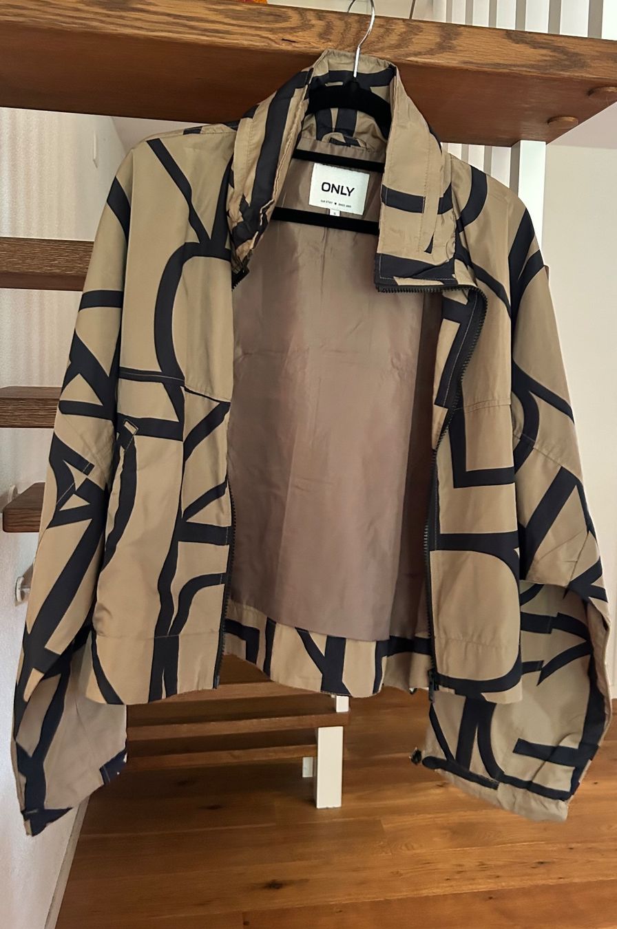 Only Giacche: Kurze Jacke Only – Nuovo (secondo la descrizione) da Bad Ragaz venduto da ocl_2fyc 1
