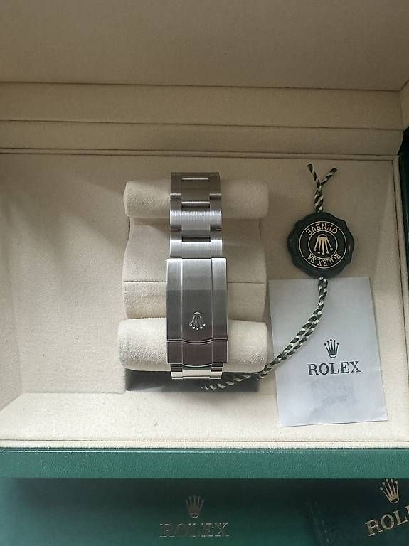 Uhren: Oyster perpetual pistachio 41mm – Gebraucht aus Genève von fay_gp92 1