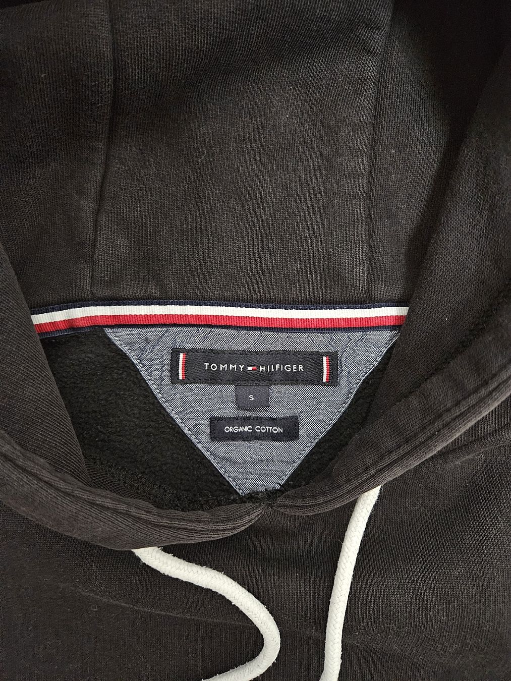 Tommy Hilfiger Maglioni & Felpe: Tommy Hilfiger Hoodie Gr. S – Usato da Brüttisellen venduto da Thebananaboom 1