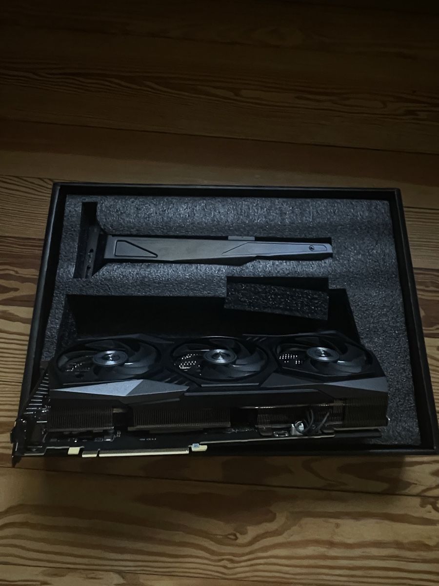 Cartes graphiques: MSi RTX 3060 Ti Gaming Trio X – D'occasion à Basel par portinscale 3