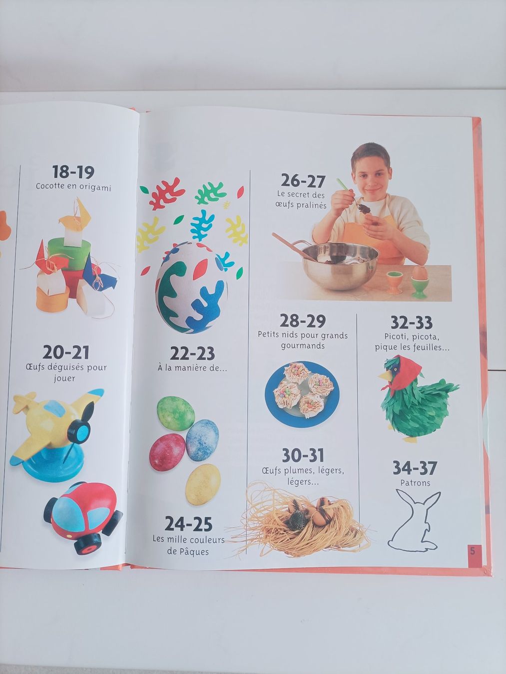 Libri: Bientôt Pâques / Ateliers magazines / Mango 2000 – Usato da crans montana venduto da AB3963 1