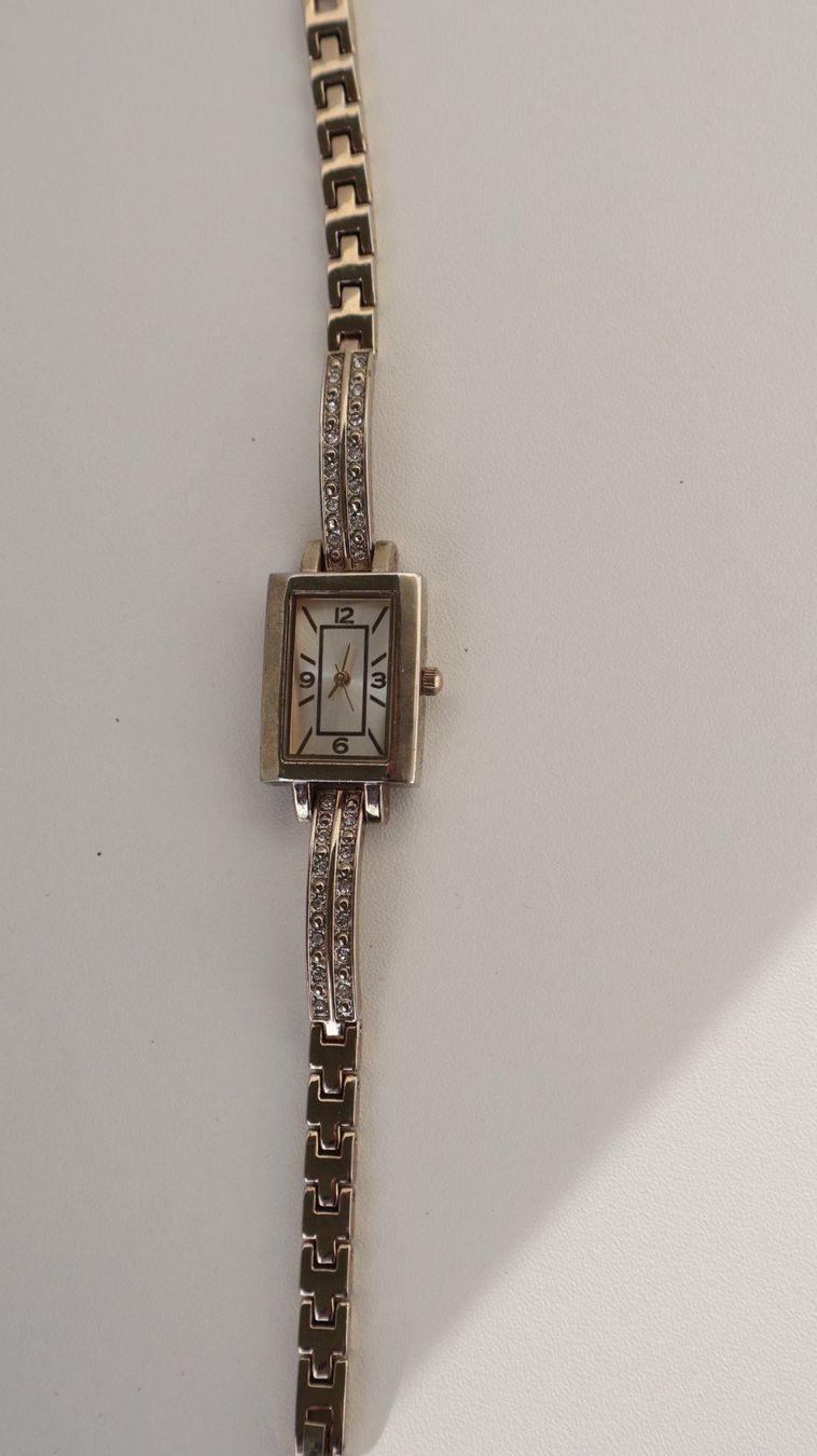 Uhren: Damen Uhr  läuft Garantie – Gebraucht aus Willisau von flabastian 3
