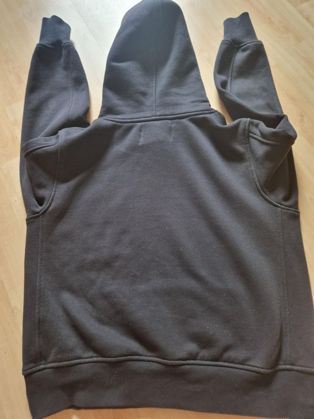 Calvin Klein Pullover & Sweatshirts: Calvin Klein Jeans Hoodie, S – Gebraucht aus Obergösgen von js9_h6hp 4