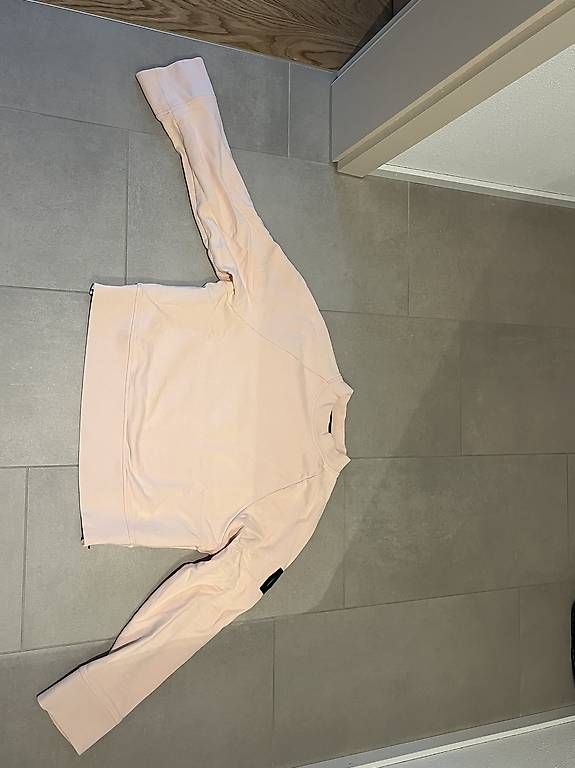 Maglioni & Felpe: On hoodie pink – Usato da Zürich venduto da mik_7hwr