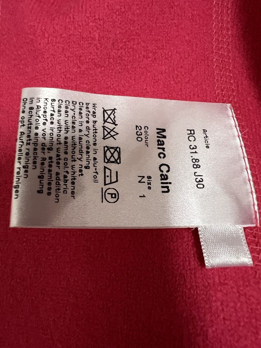Marc Cain Vestes: Blazer Marc Cain in Fuchsia Gr 36 – Neuf (Voir description) à Volketswil par JulBar2014 2