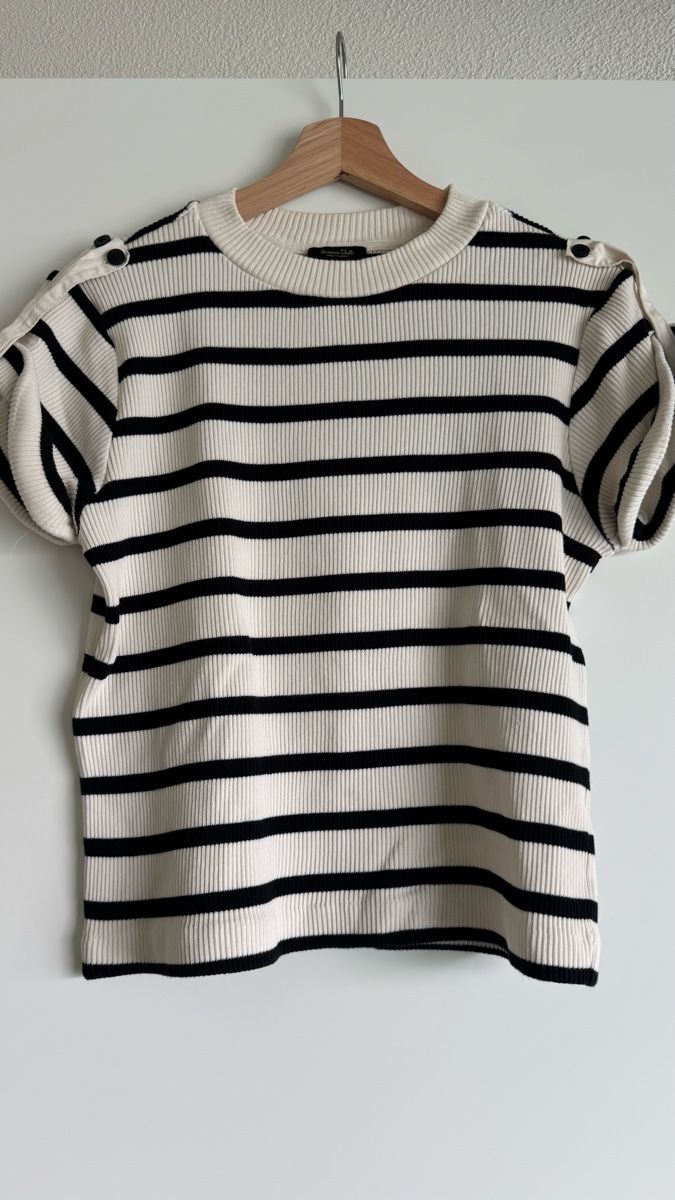 Massimo Dutti T-shirt: T-Shirt Massimo Dutti 100% Baumwolle S – Nuovo (secondo la descrizione) da Schlieren venduto da Marjuk