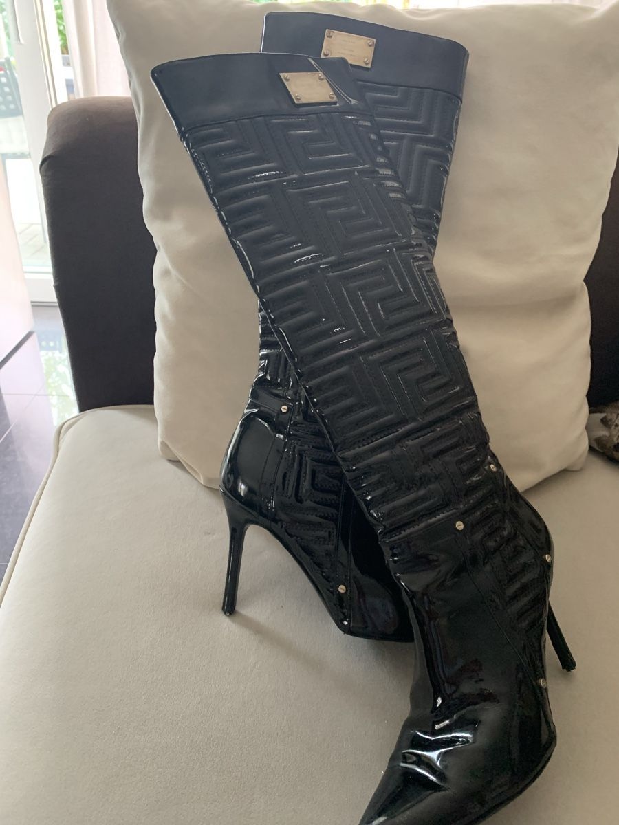 Versace Damenschuhe: Versace Stiefel  – Gebraucht aus Bergdietikon von zor_856j 1