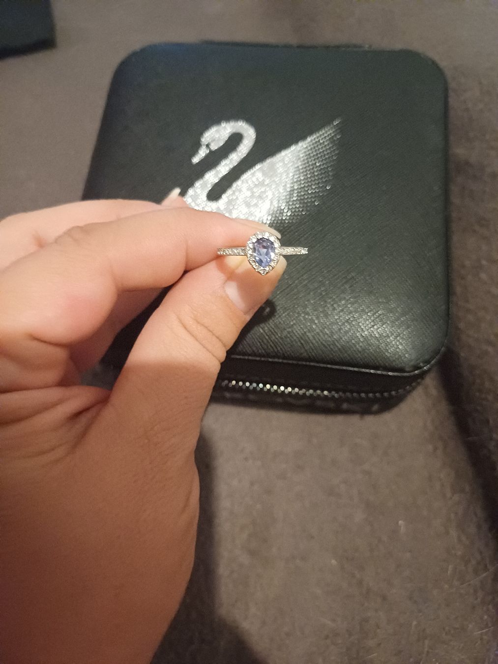 Swarovski Anelli: Swarovski Ring Tropfenvörmig – Usato da Ostermundigen venduto da Loulilou86