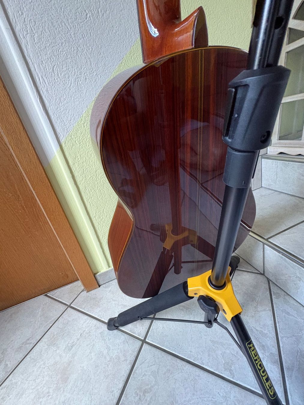 Yamaha Strumenti musicali: Konzertgitarre Yamaha G 250S – Usato da Egnach venduto da eliseos 4