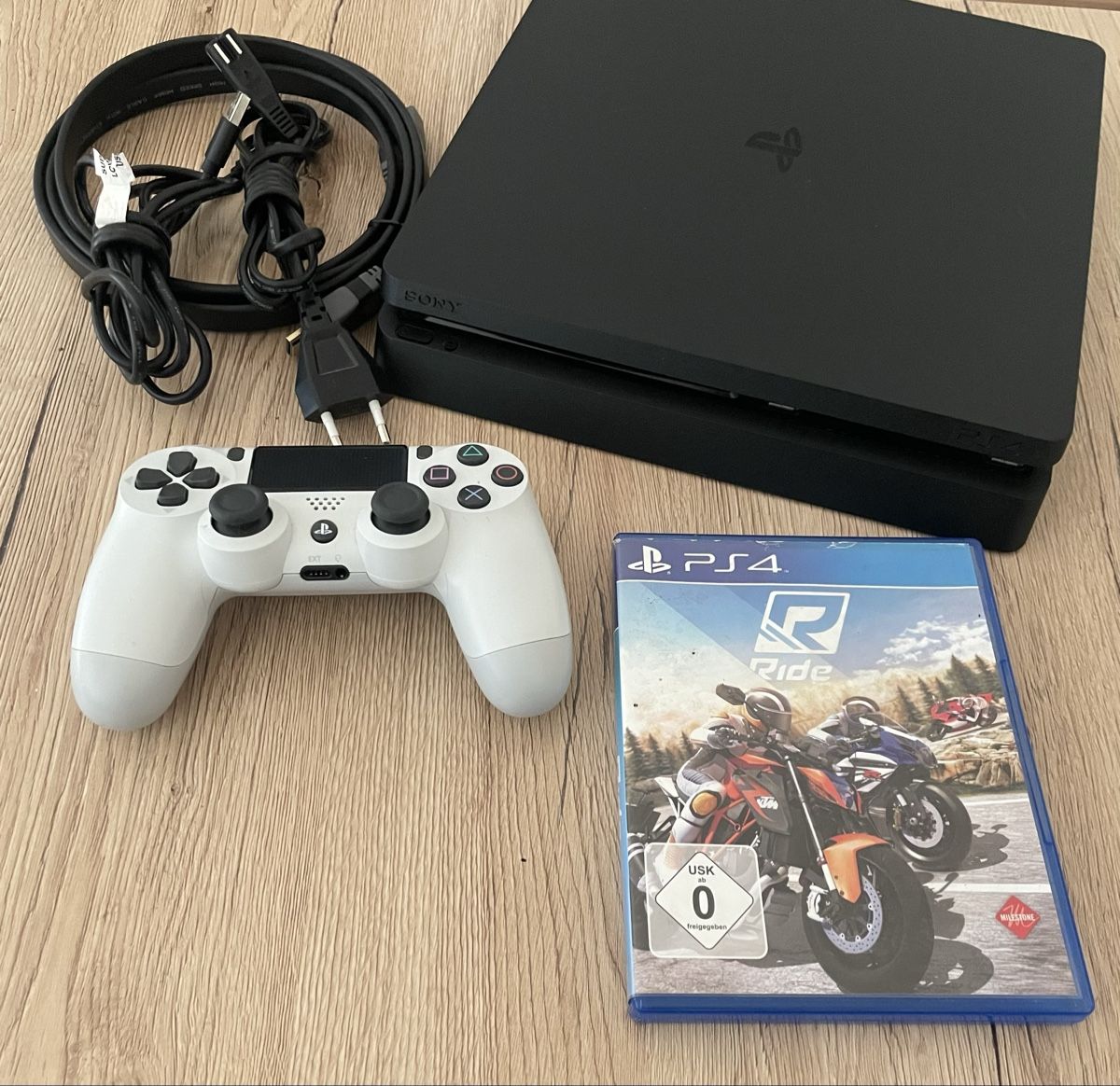 Sony Console: SONY PLAYSTATION 4 SLIM – Usato da Plons venduto da wartauchris 1