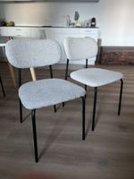 2 Bouclé Stühle