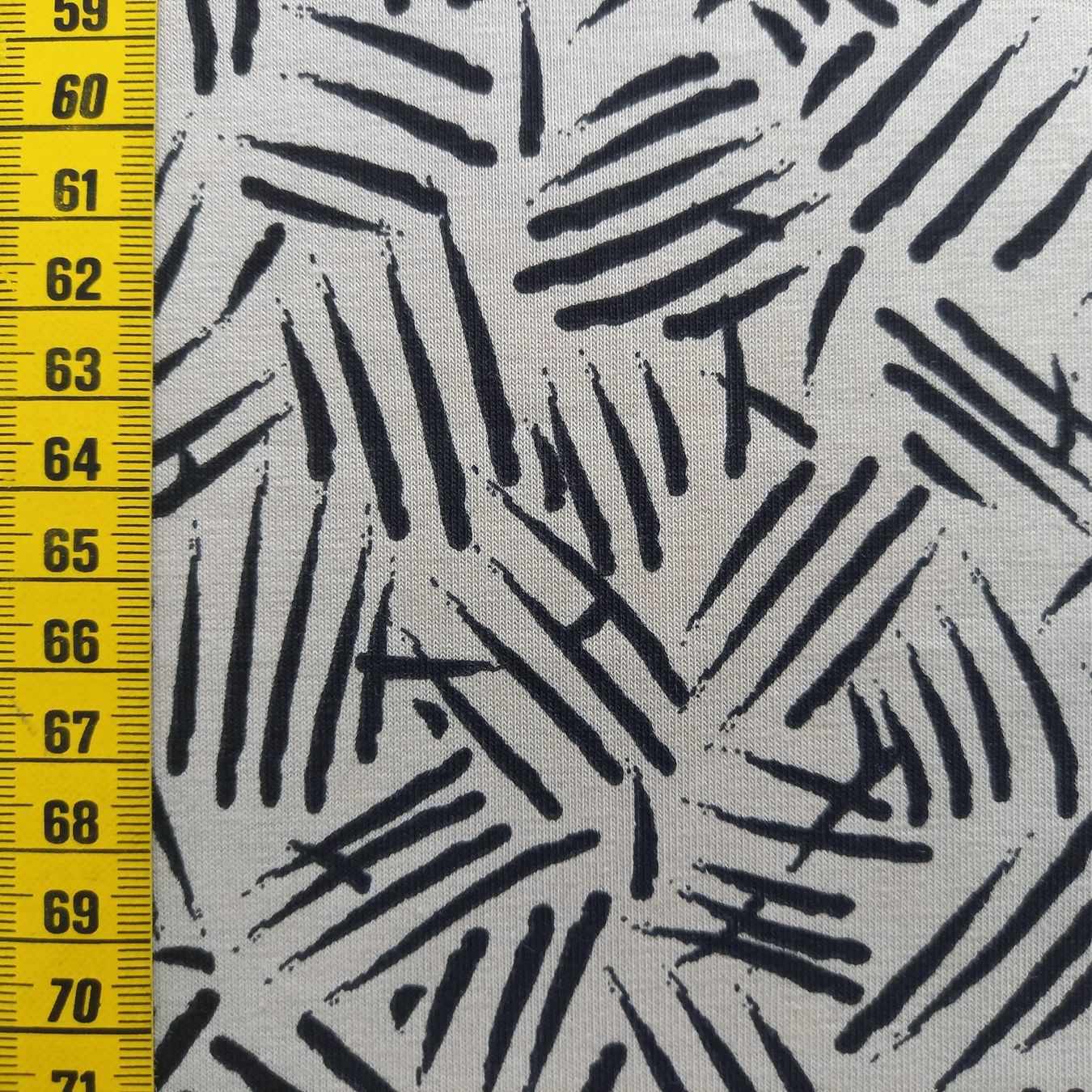 Stoffe: Jersey Striche beige – Neu und originalverpackt aus Winterthur von Kimbana 1