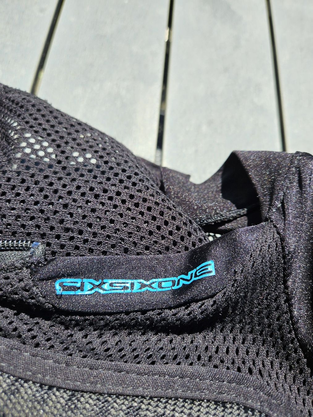 Schutz & Schoner: Protektorenjacke Sixsixone – Gebraucht aus Sins von Flash-man 4