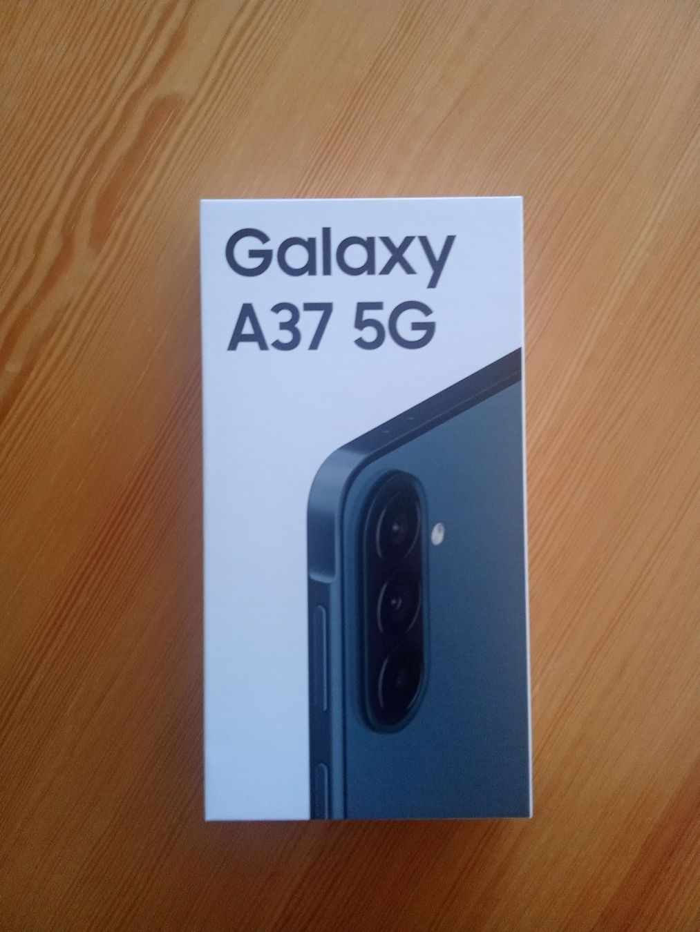 Samsung Telefoni cellulari / Smartphones: Samsung Galaxy A37 5G – Nuovo e nell'imballaggio originale da Torgon venduto da vou_pnr8