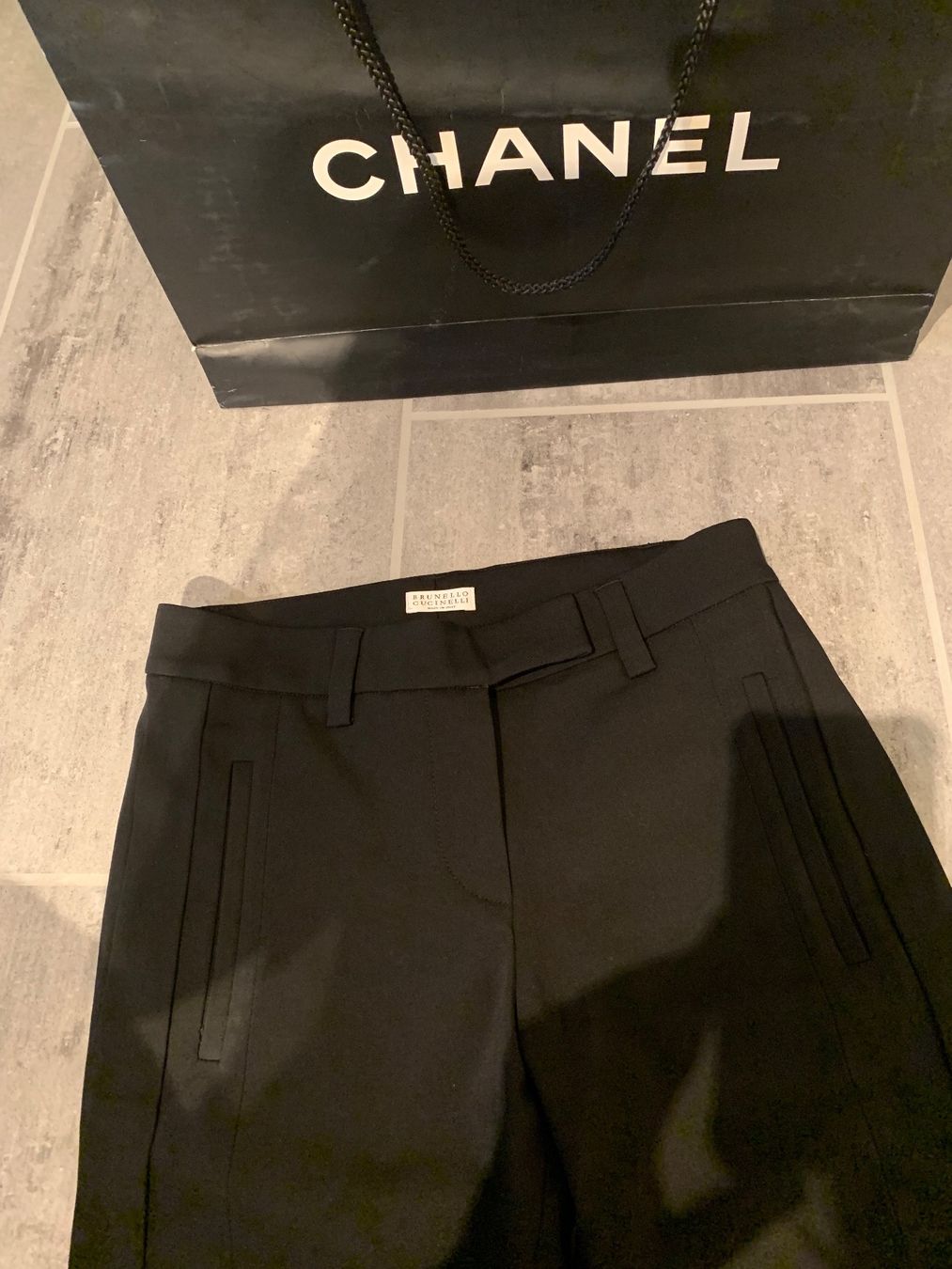 Brunello Cucinelli Pantaloni: schwarze Hose Brunello Cucinelli – Nuovo (secondo la descrizione) da Zell LU venduto da AliAli24 8