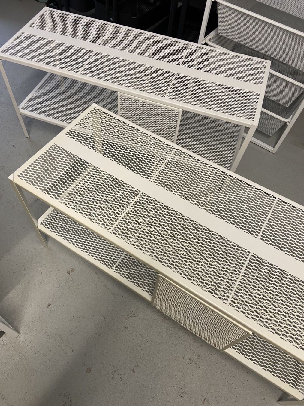Ikea Mobili TV: IKEA 2 TV Metallmöbeli – Usato da Wald ZH venduto da Dorita777777
